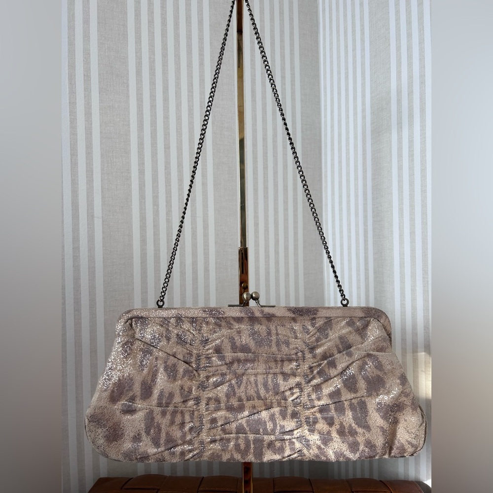 Hobo International Gold Tan Leopard Print Clutch Kiss Lock with Chain Vintage - Picture 4 of 6